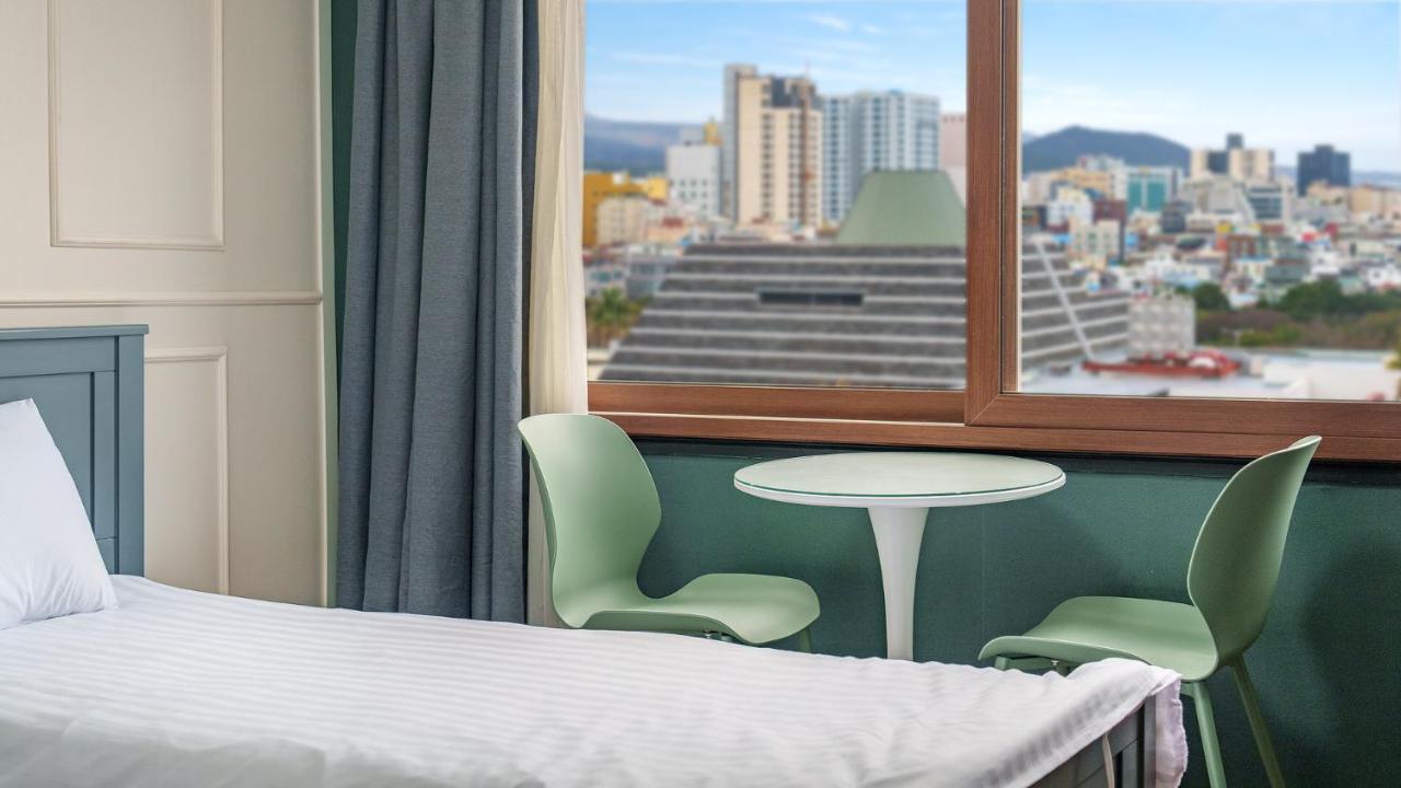 Hiker Hotel Чечжу Екстер'єр фото