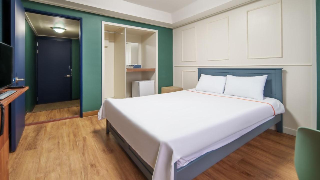 Hiker Hotel Чечжу Екстер'єр фото